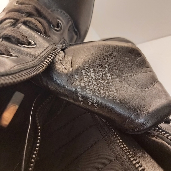 Boots Guess Size 6.5 - Picture 13 of 16